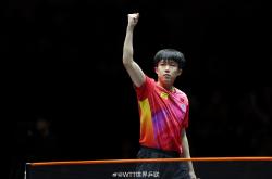 LOL决赛-世界级选手对决，精彩纷呈引人入胜