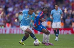 LOL赛事-包含英格兰豪取五连胜，实力赢得观众喝彩的词条