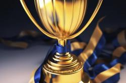 英雄联盟总决赛直播-广东获得总冠军奖杯后庆祝活动