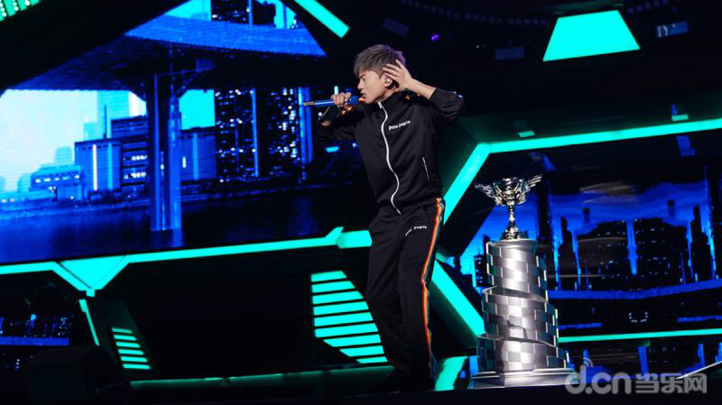 关于对决激烈情绪高涨,谁能夺得桂冠成焦点的信息 关于对决激烈情绪高涨,谁能夺得桂冠成焦点的信息