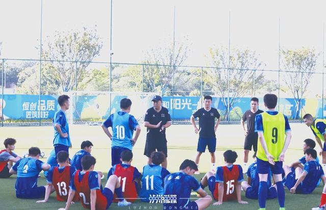 球队备战决赛,训练备战提升球队整体实力的简单介绍 球队备战决赛,训练备战提升球队整体实力的简单介绍