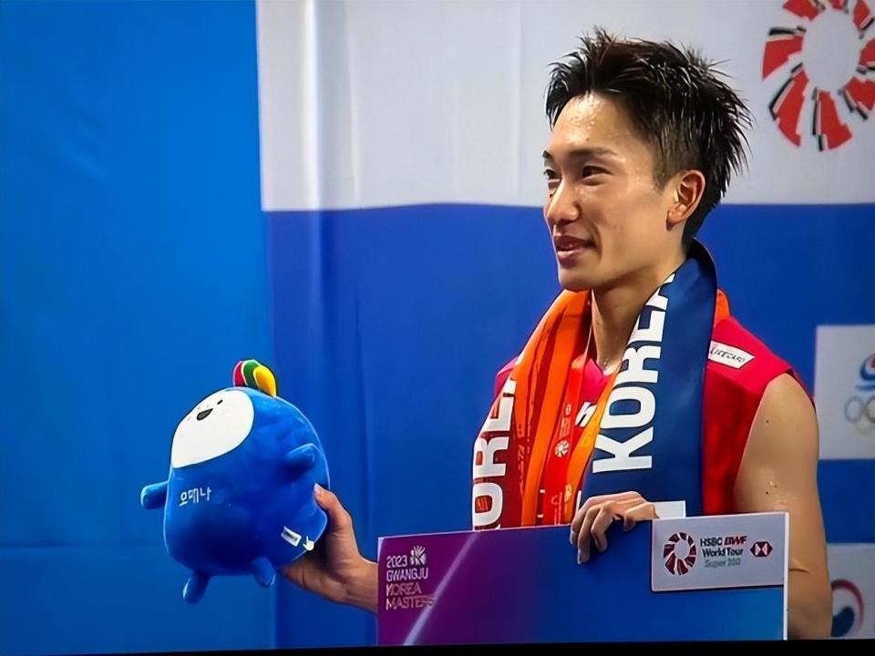 泰国队翻盘印度队,桃田贤斗刷新纪录 泰国队翻盘印度队,桃田贤斗刷新纪录