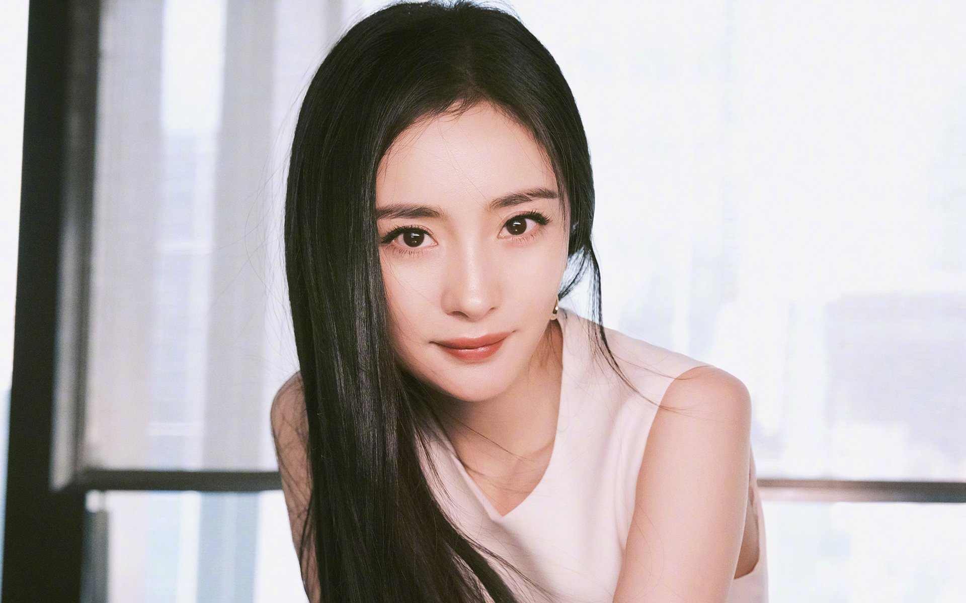 跨界生死战，深圳队力克鹈鹕，恩比德成救世主