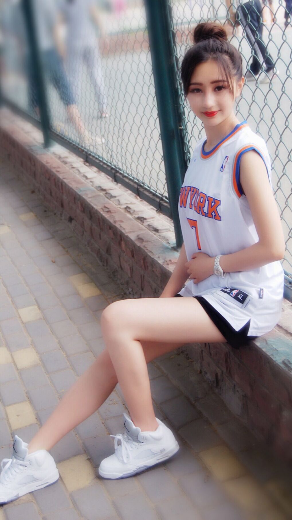 对抗的艺术，从基耶萨的尖刀突破到西班牙的窒息控制 现代足球的两种强压哲学