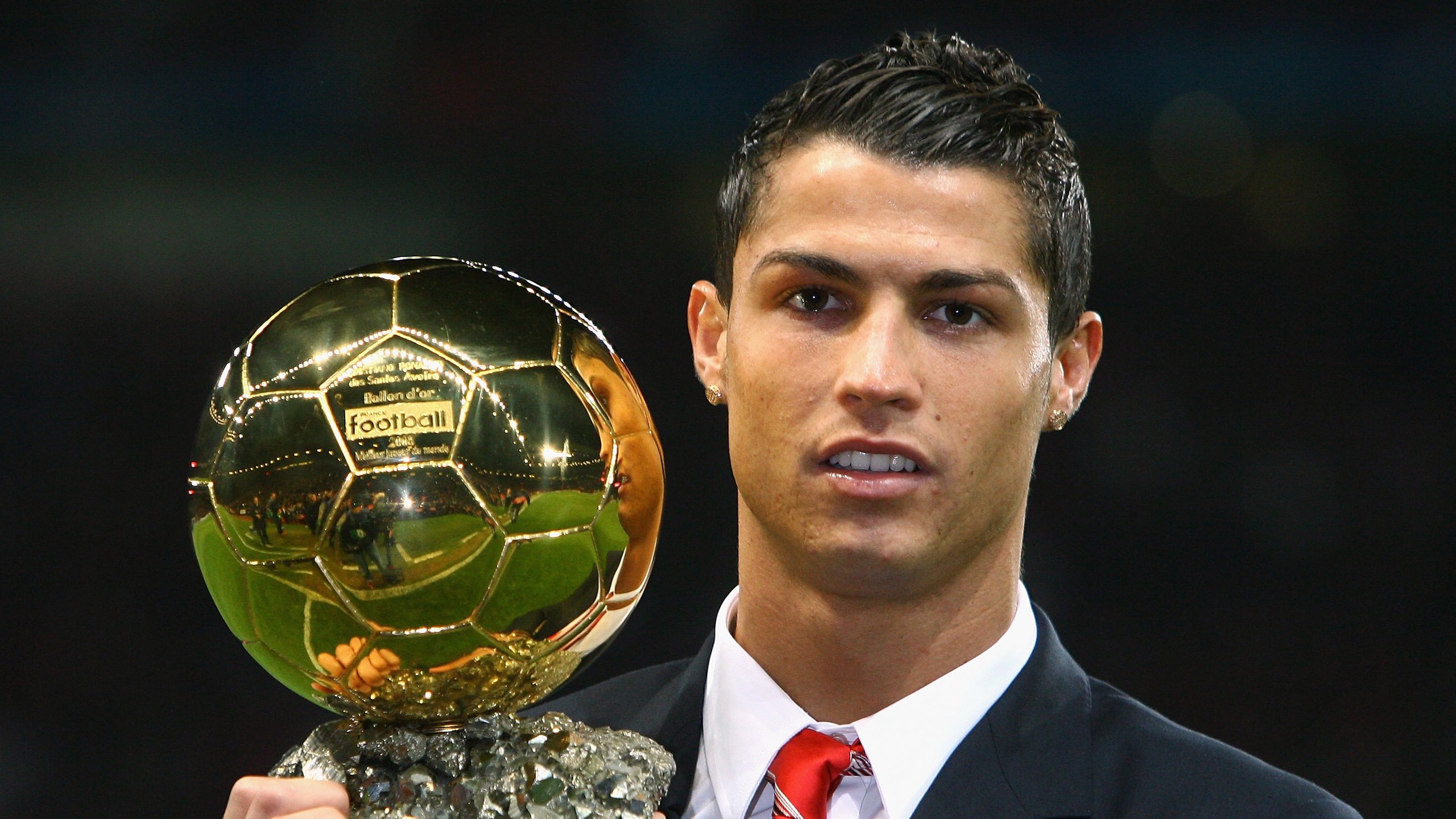 绿茵启示录，迪亚斯破局，曼联血战安哥拉的唯一救赎