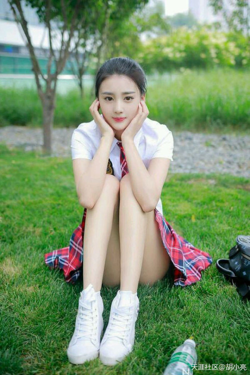 萨拉赫独舞撕裂防线，墨西哥闪电战击溃加纳—个人英雄与团队风暴的夜晚