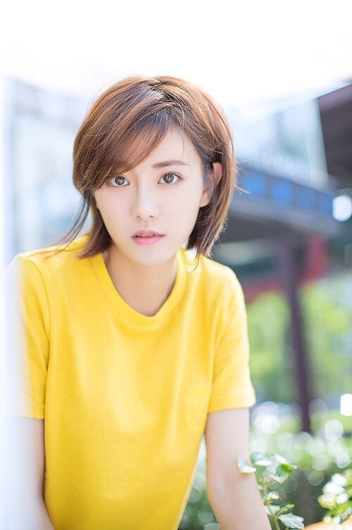 钢骨对撞，CBA世界排名争夺战，广东用硬仗逻辑击穿活塞防线