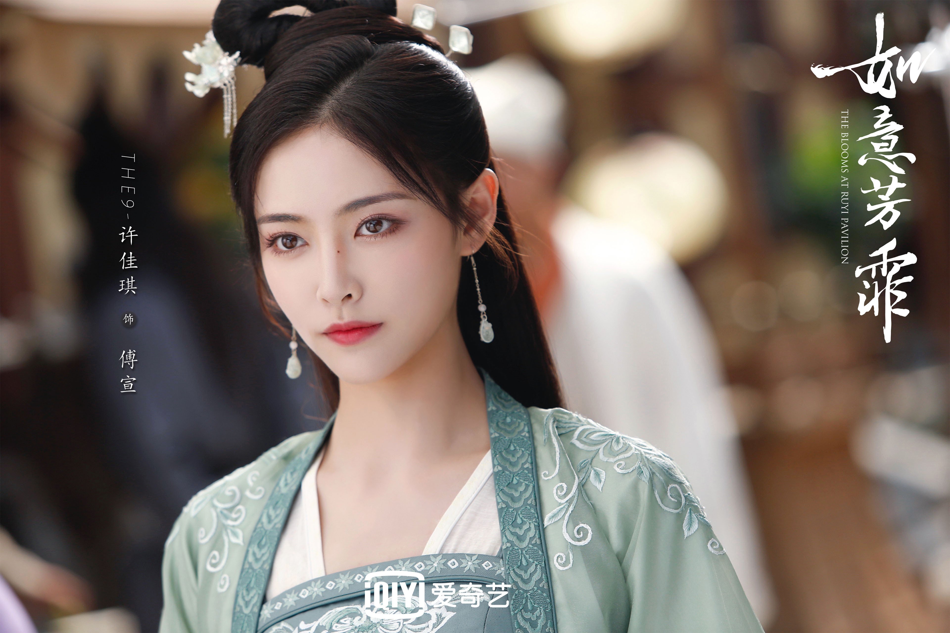 流水的主角铁打的利拉德,当NBA舞台喧嚣变幻,唯有他稳定如恒